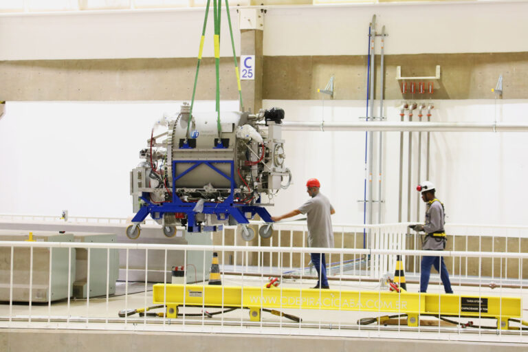 cavidade-supercondutora-imagem-site-lnls